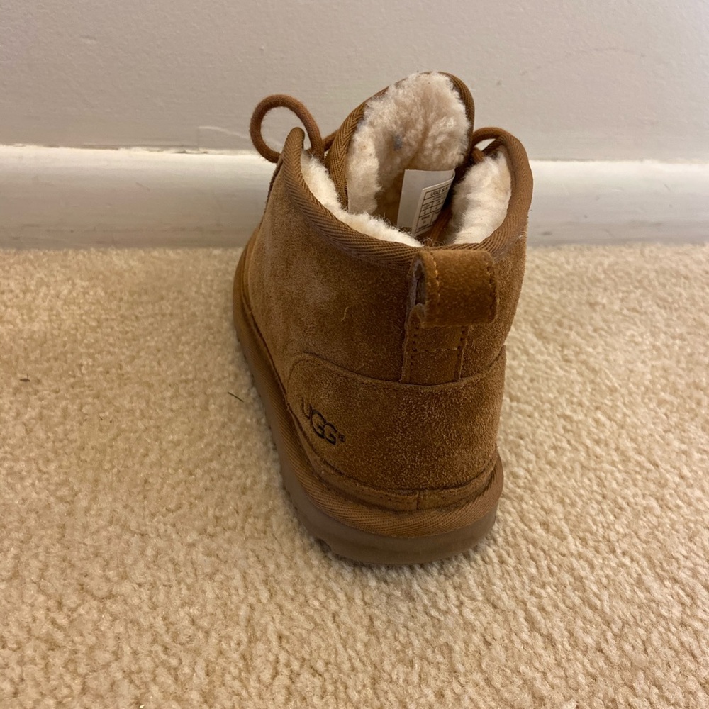 Ugg Short Boot - image 4